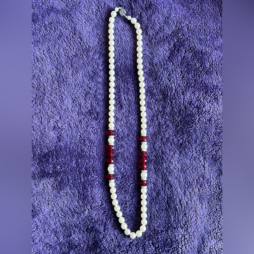 Vintage Kenneth Jay Lane Faux Pearl Necklace